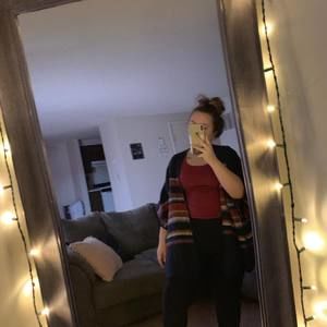 Meet your Posher, Alyssa